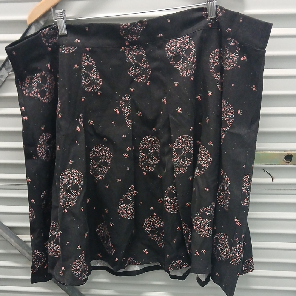 Torrid Black A-Line Skirt with Skull Print